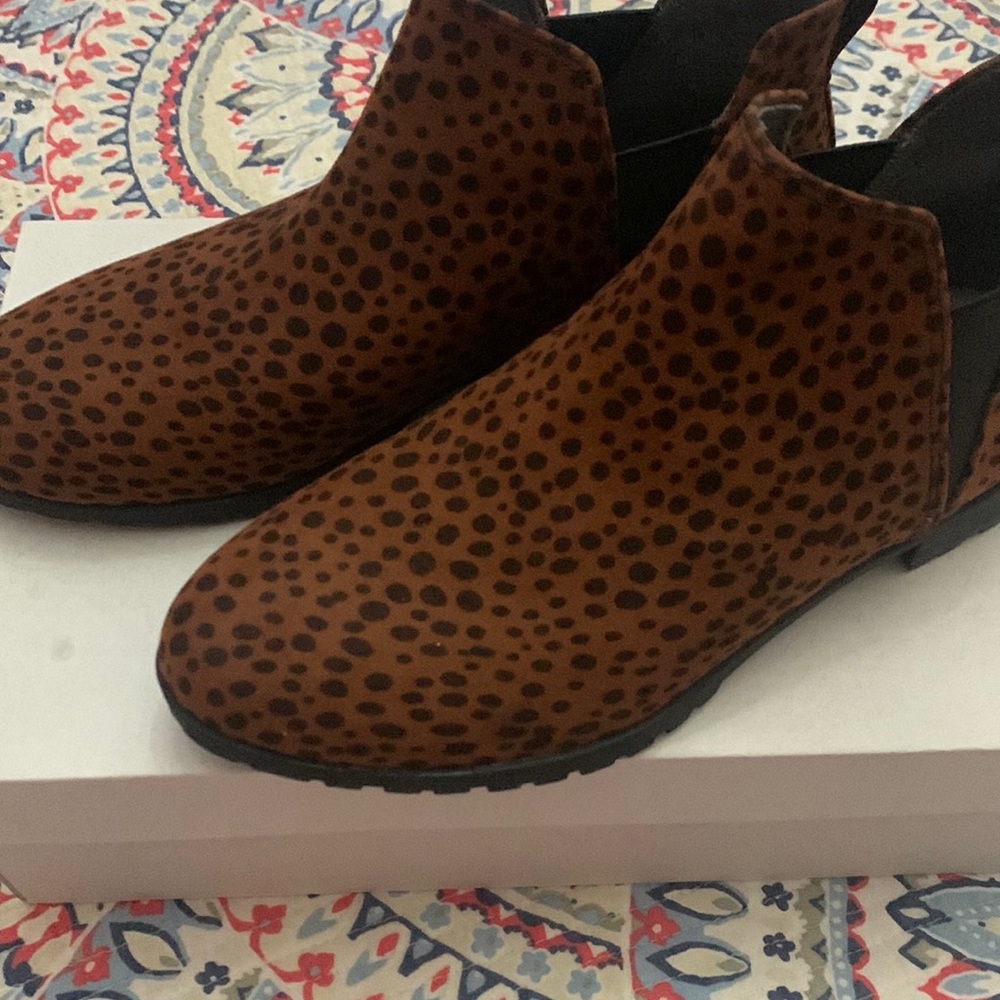 Dr Scholl’s chukka booties, leopard print